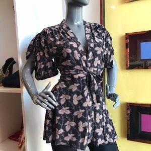 STELLA MCCARTNEY Silk Print Wrap Blouse EUC/EU 40